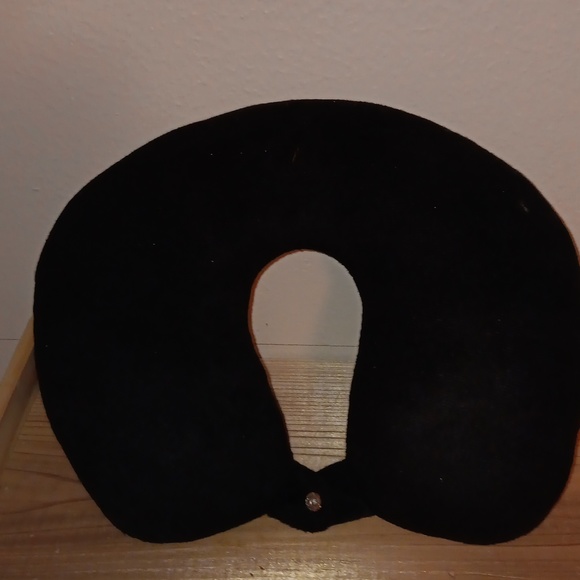 Neck pillow - Picture 2 of 5